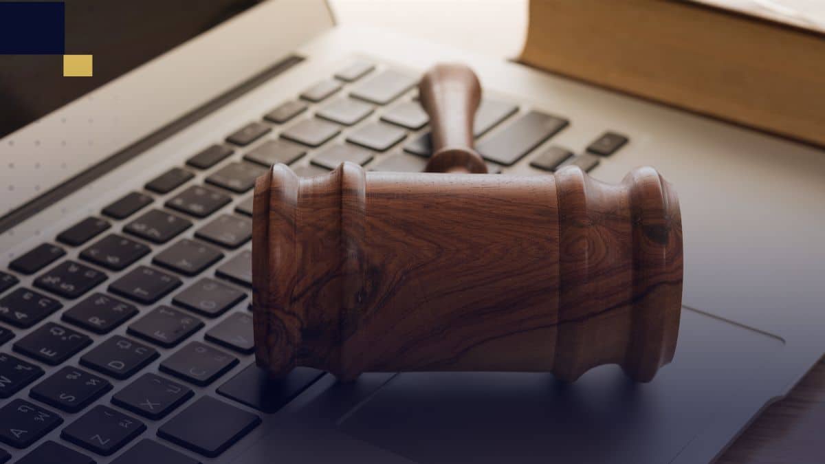 tesis derecho informático