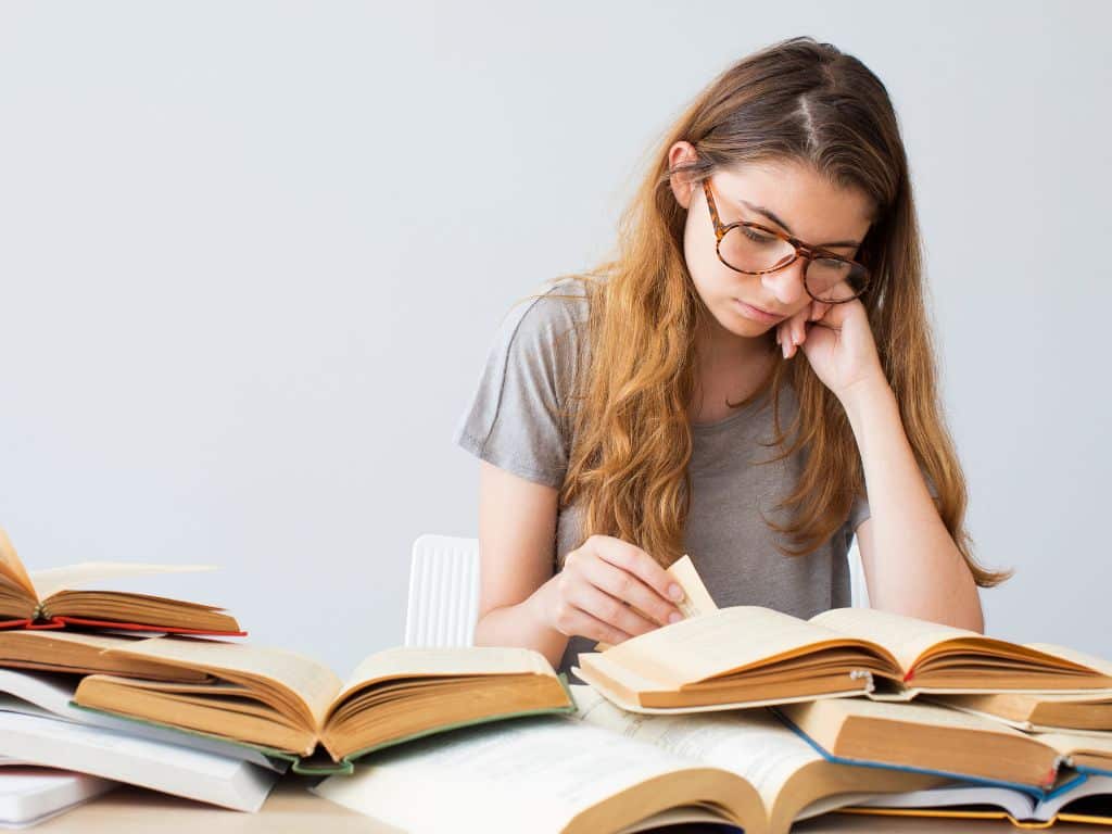 ejemplos de tesis argumentativas