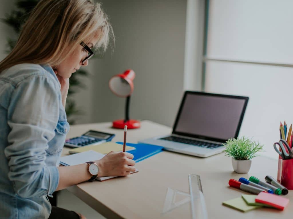 diferencia entre tesis y tesina